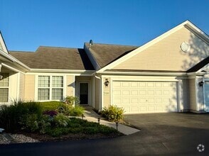 Building Photo - 13386 Red Alder Ave