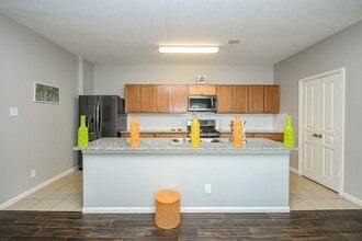 Building Photo - 3318 Grand Cane Ln