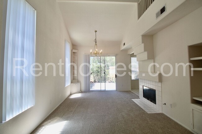 Building Photo - 9411 Questa Pointe