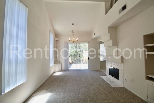 Foto del edificio - 9411 Questa Pointe