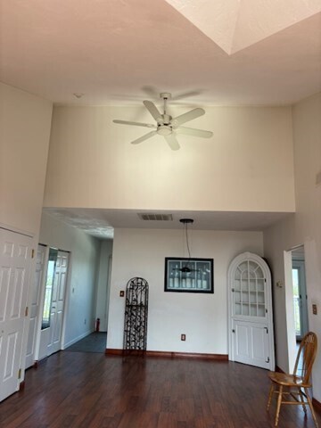 Foto del edificio - 140 Quincy Ave