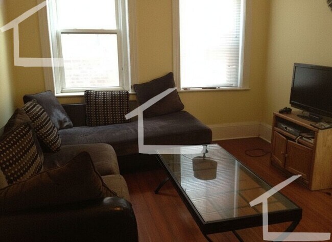 Foto del edificio - Charming 5 Bedroom-No Broker Fee