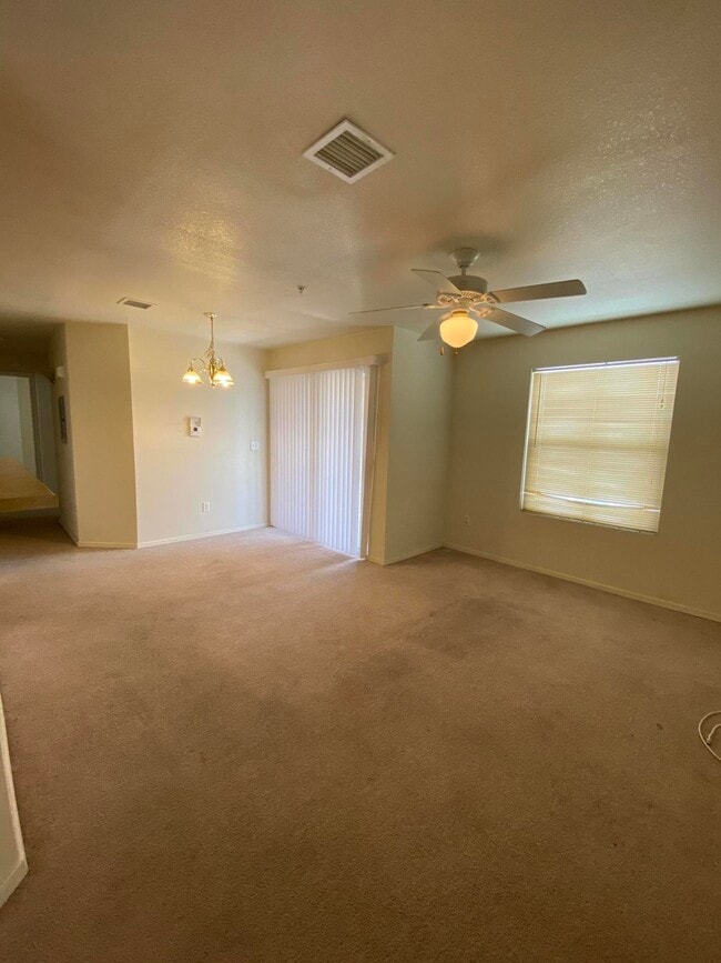 Building Photo - 6027 Brook Hollow Dr