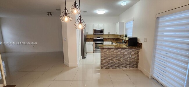 Foto del edificio - 8909 SW 225th Terrace