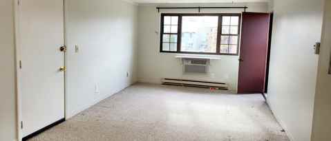 Foto del edificio - 16 Mayberry Dr