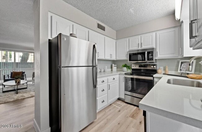 Foto del edificio - 3409 S Rural Rd