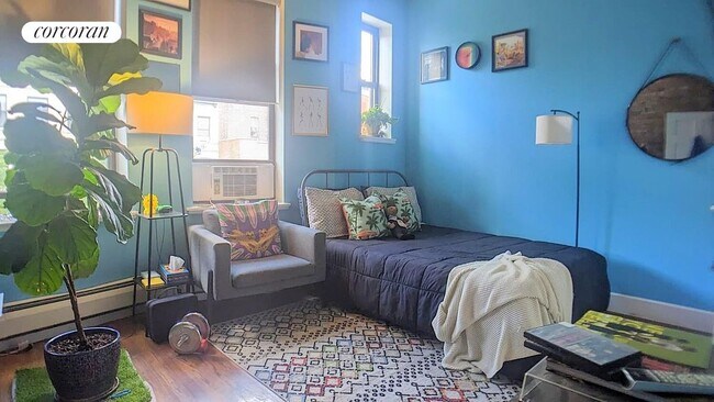 Foto del edificio - 636 Sterling Pl