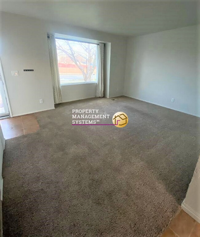 Foto del edificio - 4 Bedroom Home in Taylorsville!