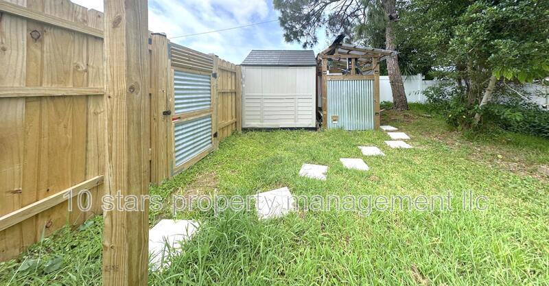 Primary Photo - 3184 Downing St