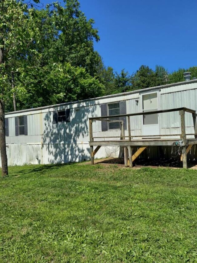 Building Photo - 8347 Parkview Ln. #48