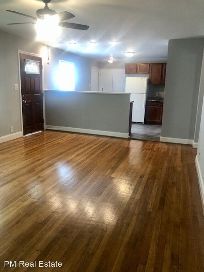 Building Photo - 4 br, 3.5 bath House - 1004 Creek Ridge Road