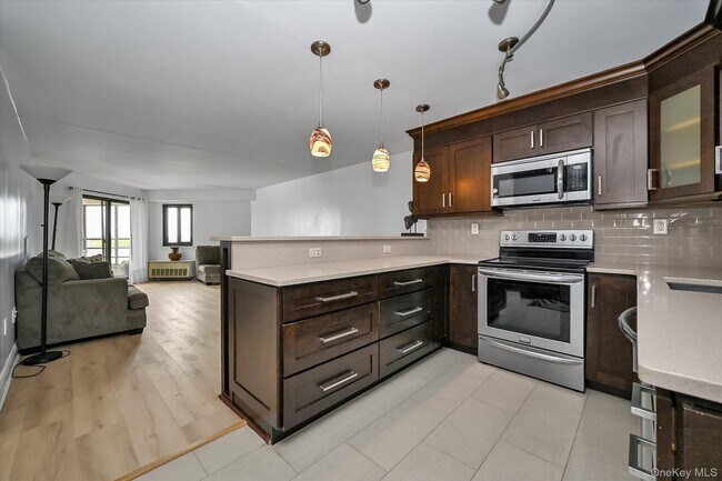 Foto del edificio - 725 Miller Ave