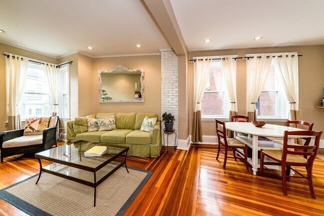 Foto del edificio - 64 Chestnut St