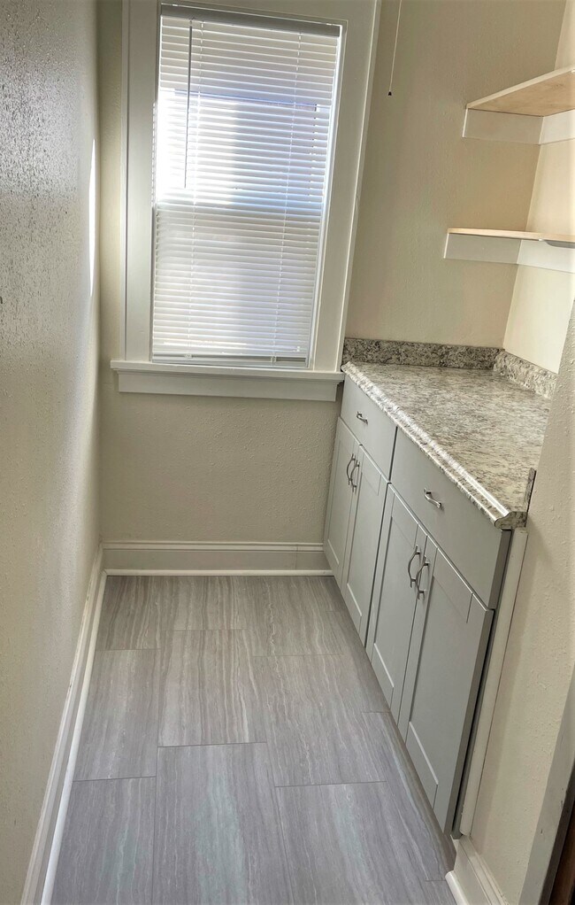 Big Pantry - 2806 N 54th St