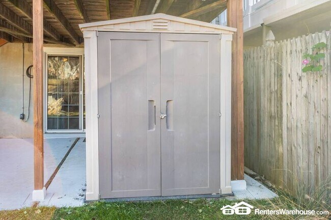 Foto del edificio - 12 Pike Hall Pl