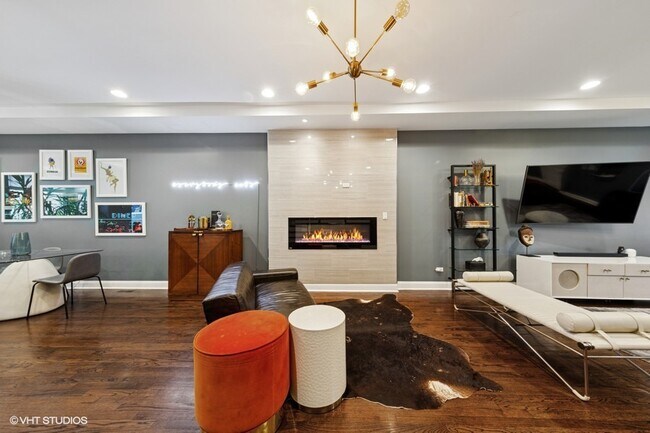 Foto del edificio - 4229 S Prairie Ave