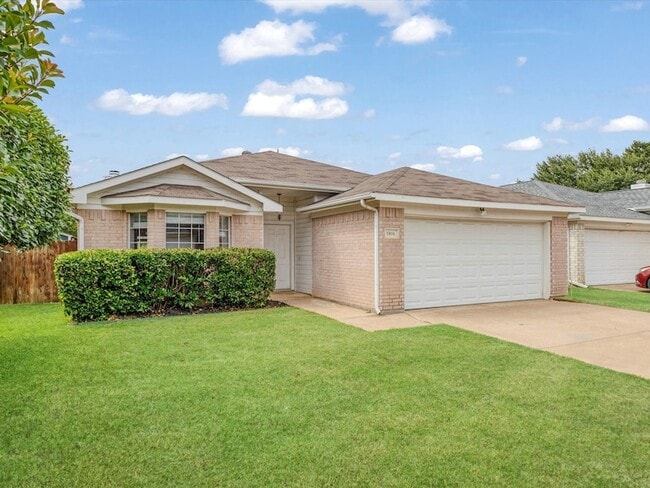 Building Photo - 5816 Clarion Trail