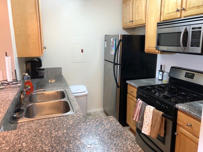 Foto del edificio - 1232 Harvard St