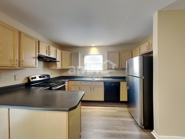 Foto del edificio - 5978 White Birch Dr