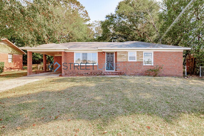 Building Photo - NOW OFFERING $250 OFF FIRST FULL MONTH IF ...