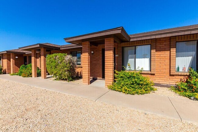 Building Photo - Single Story 1 bedroom 1 bath