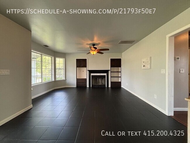 Foto del edificio - 26377 Pittman Hill Rd