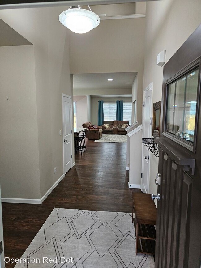 Building Photo - 4 br, 3 bath House - 9940 Justman St