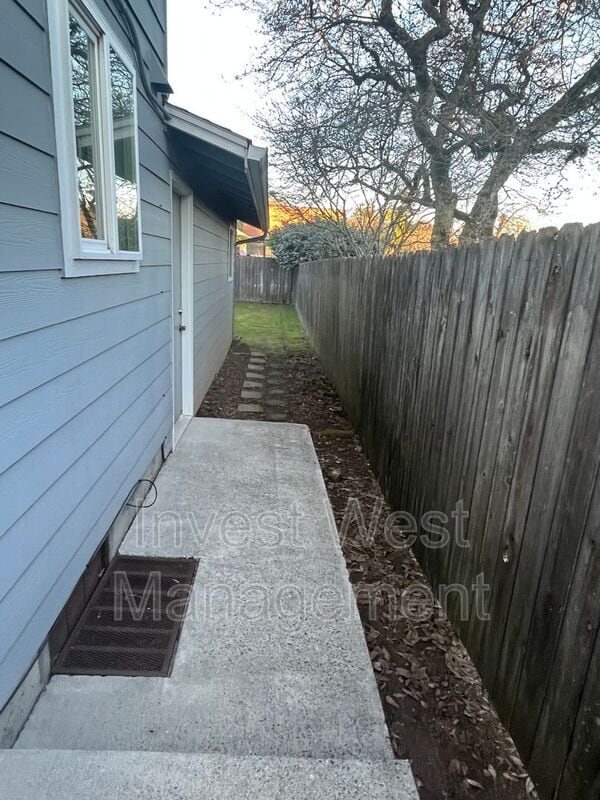 Foto del edificio - 712 NE 15 Ave