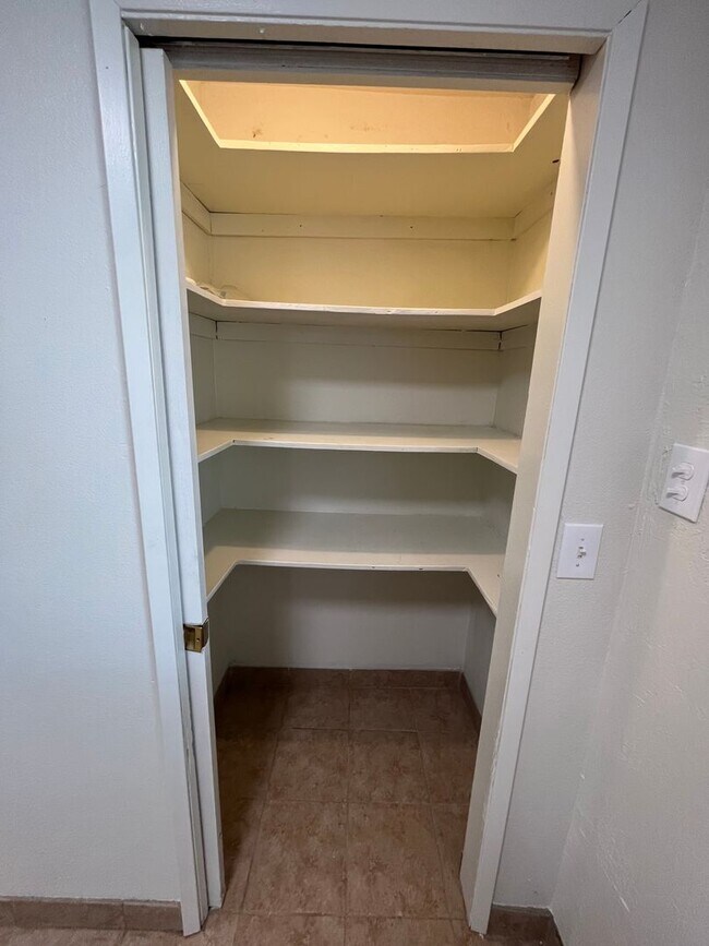 Foto del edificio - Country home coming soon!