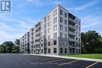 Building Photo - 103 Roger St