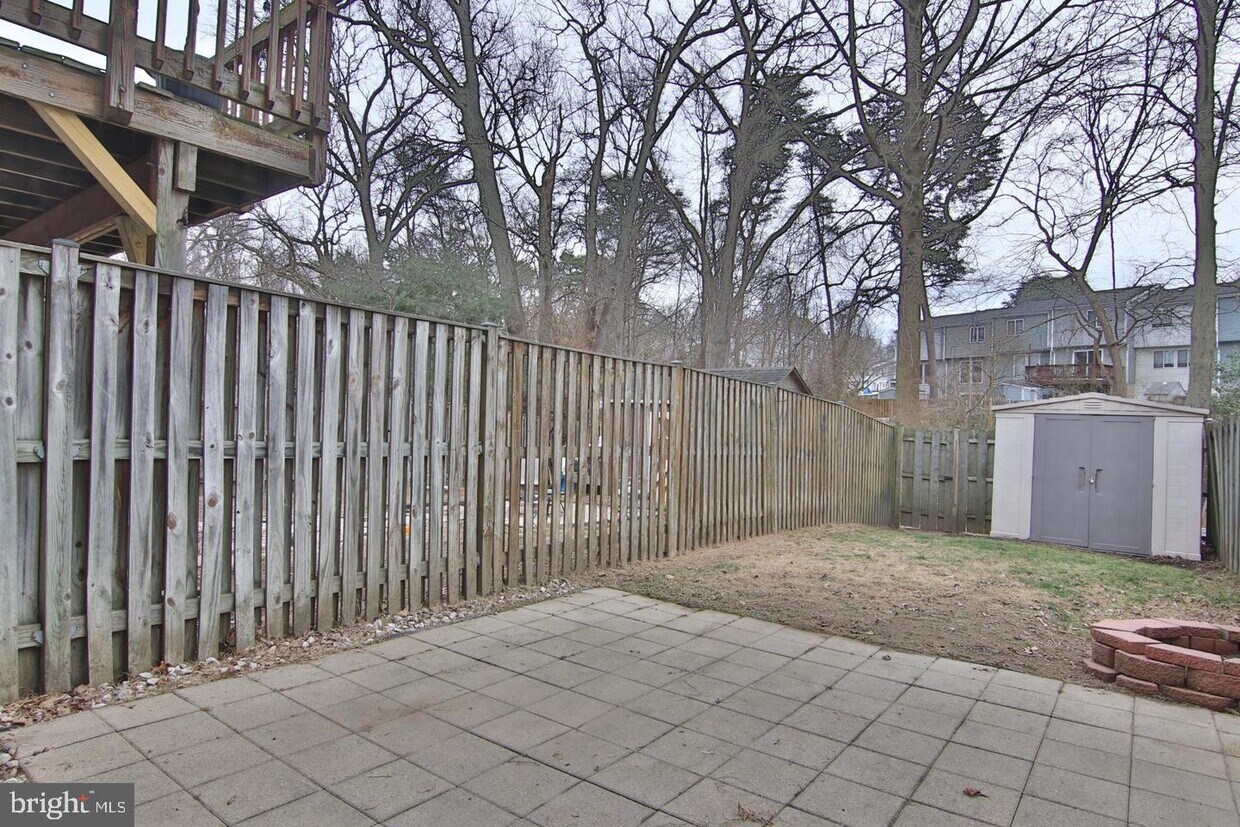 Primary Photo - 8063 Newcomb Ct
