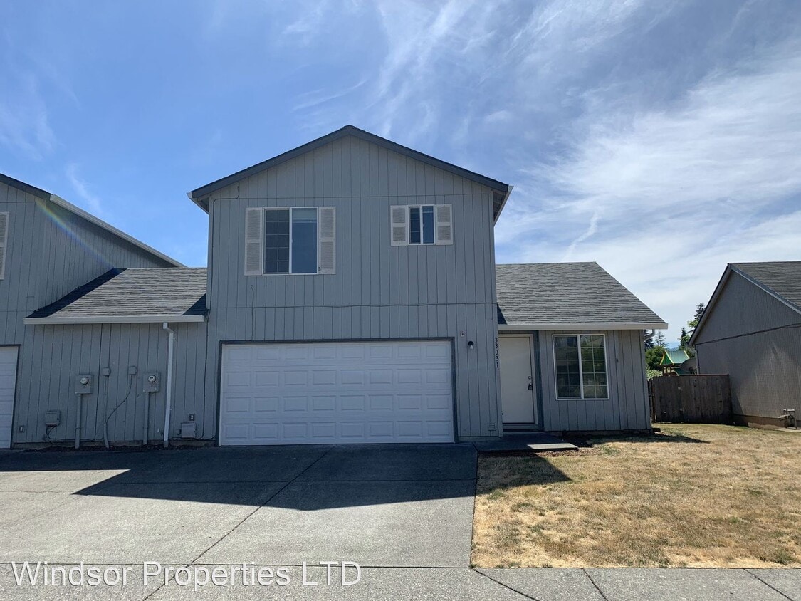 4 br, 2.5 bath House 33031 NW Meersburg St. House Rental in