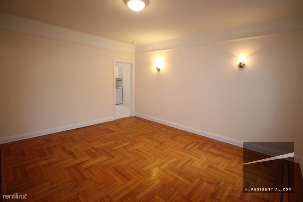 Building Photo - 441 40th St