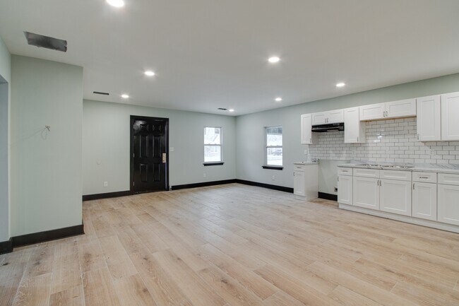 Foto del edificio - 1669 Baine Ave