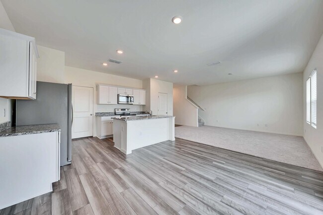 Building Photo - 413 Redfish Ln