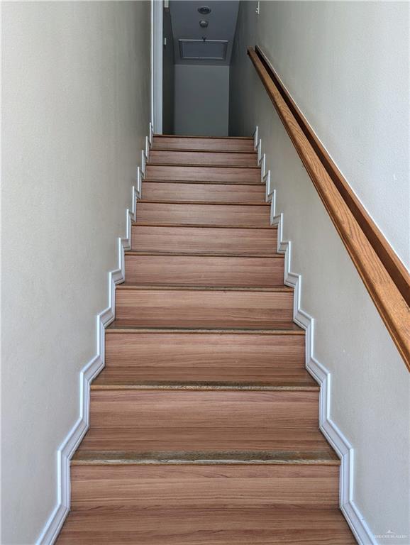 Foto del edificio - 8 N 49th St