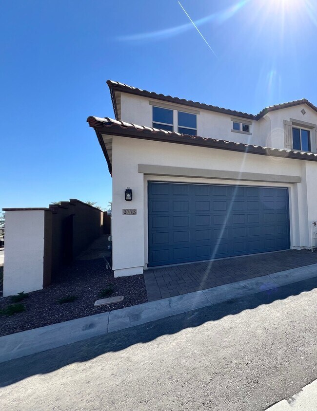 Building Photo - 2773 Claire Dr