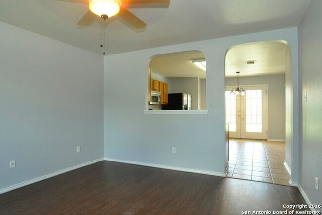 Building Photo - 3 Bedroom/2 1/2 Bath Wildhorse Subdivision