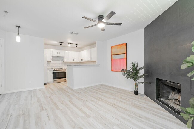 Foto del edificio - 6108 Abrams Rd