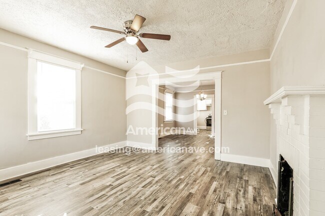 Foto del edificio - 1325 Laurel St