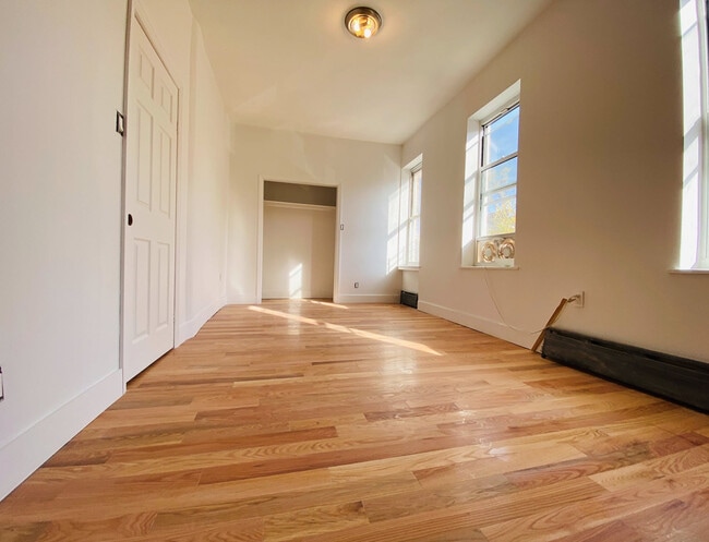 Foto del edificio - 273 Sumpter St