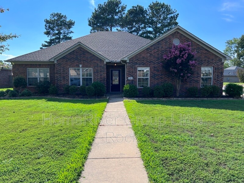 Primary Photo - 419 Merril Dr