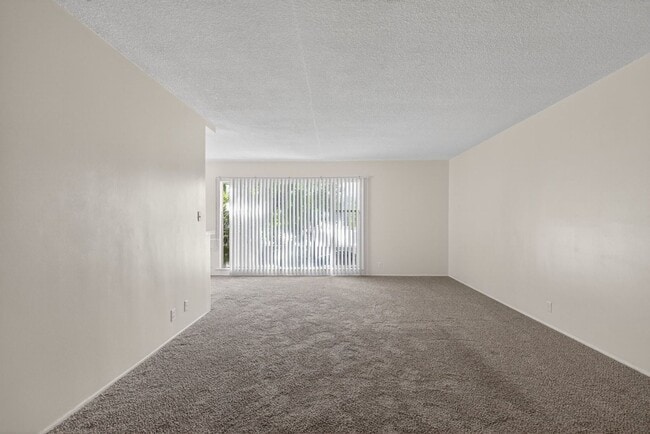 Building Photo - 3888 Potomac Ave