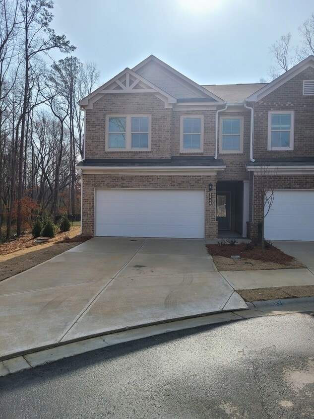 Primary Photo - TOWNHOME FOR RENT!!
