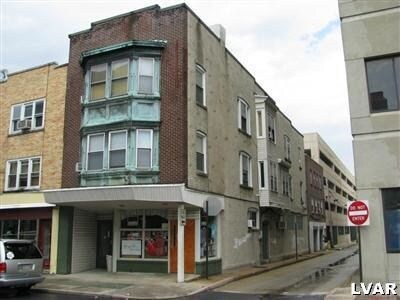 Primary Photo - 25 N 10th St