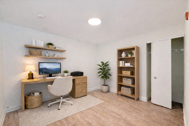 Building Photo - Brightwood