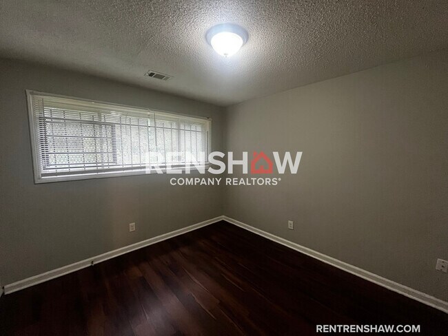 Foto del edificio - 289 Charter Ave