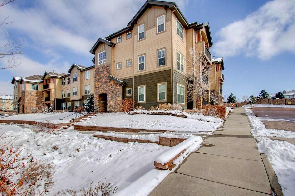 Stylish & Convenient Furnished Condo for Rent - Stylish & Convenient Furnished Condo for Rent