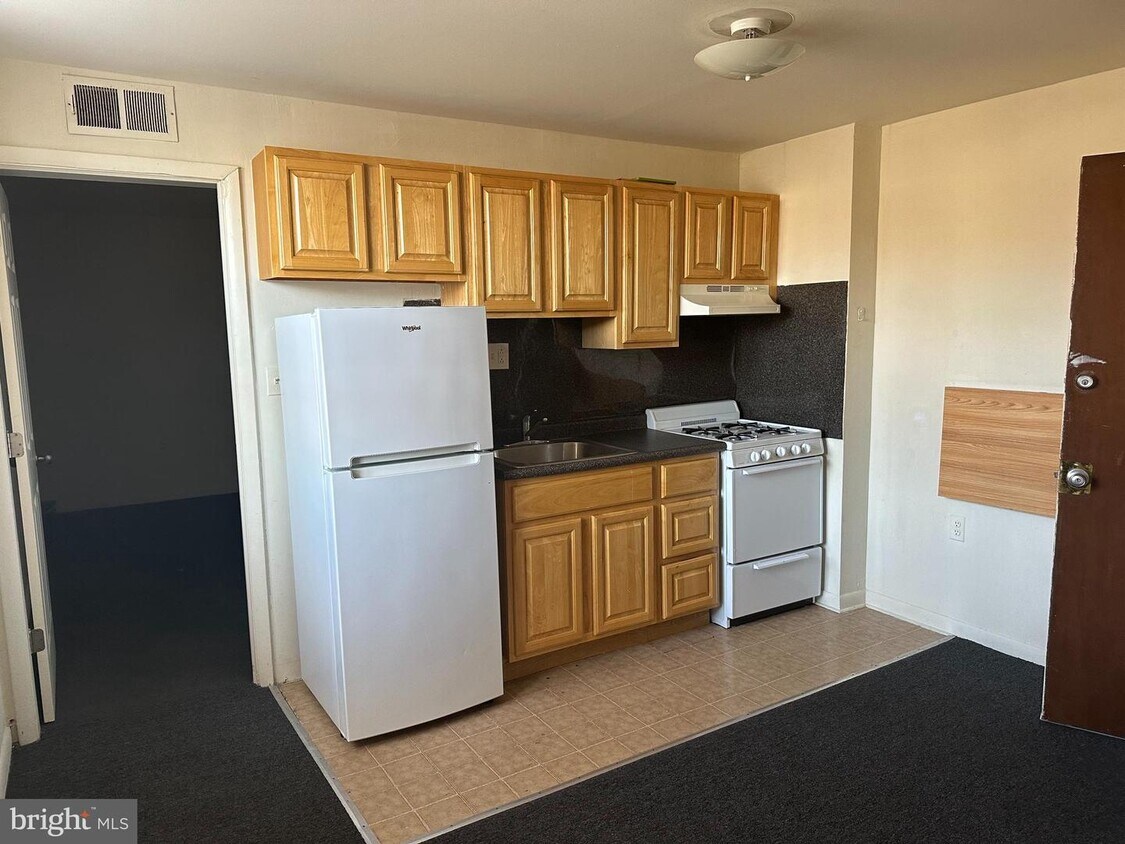 Foto principal - 4522 Baker St