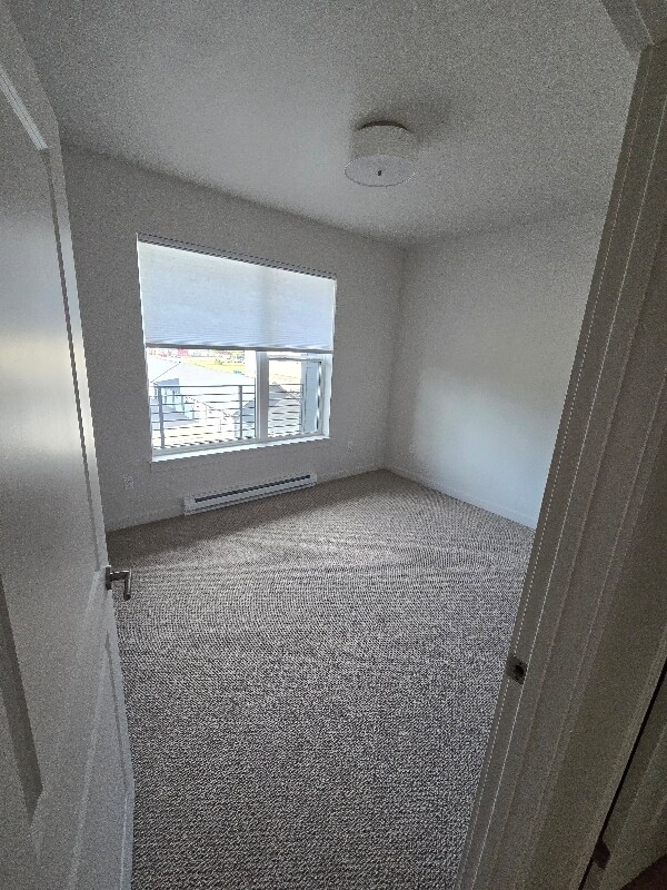 Foto del edificio - 2221 Willow Dr